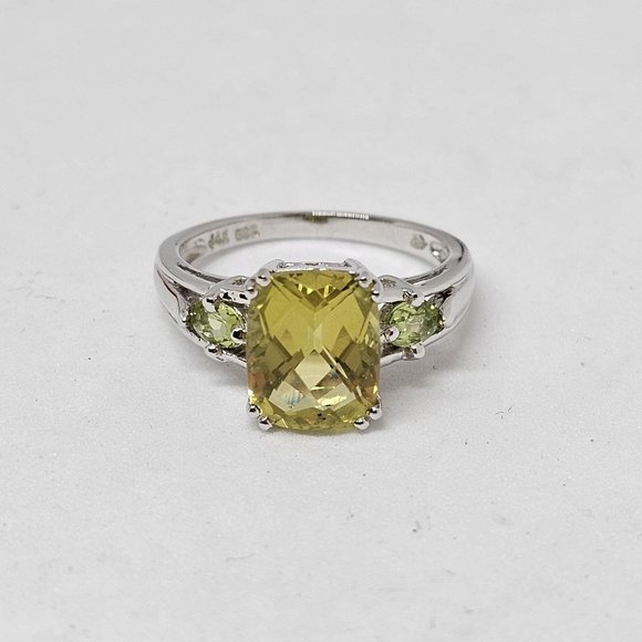 14k White Gold Rectangle Citrine & Peridots Ring 3.65ctw  14k White Gold Rectangle Citrine & Peridots Ring 3.65ctw Stones 585 NEW